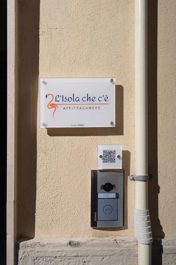 Готель L'Isola Che C'E Кальярі Екстер'єр фото
